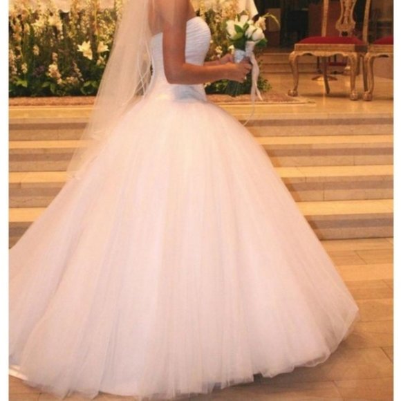 David's Bridal Dresses & Skirts - 💎David's Bridal Oleg Cassini CK166 Ballgown Wedding Dress